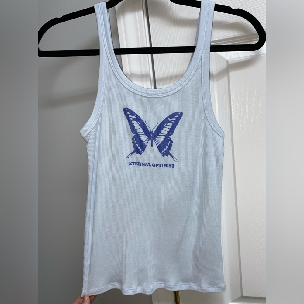 Adorable summer tank top! Cute butterfly design
